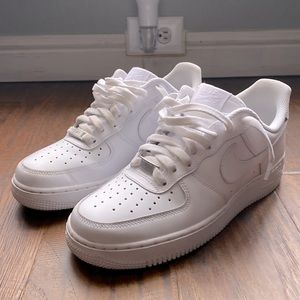Nike, Mens 8, White, Airforce 1 Low.
